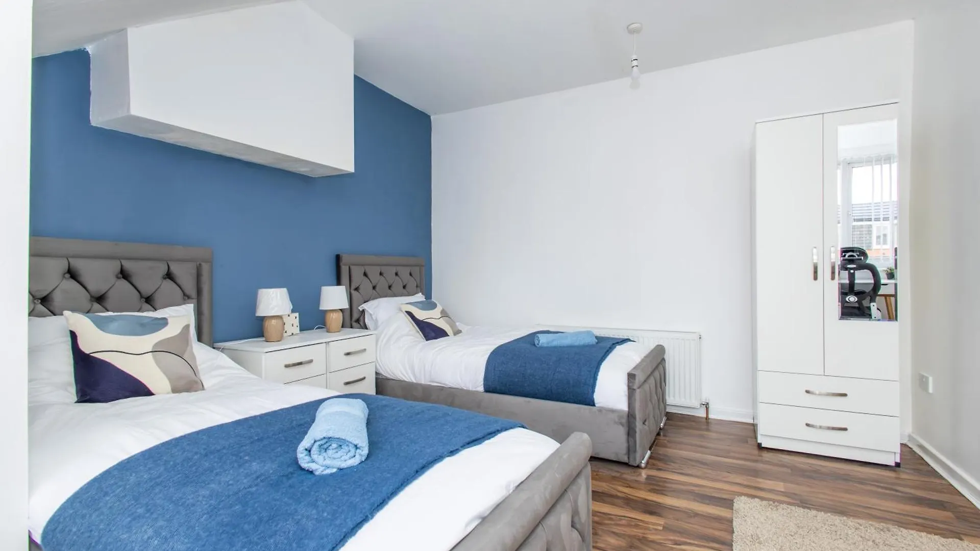Casa vacanze Cozy Home, Sleeps 4,Only 7Mins From Centre, Parking, Wifi & Netflix Leeds