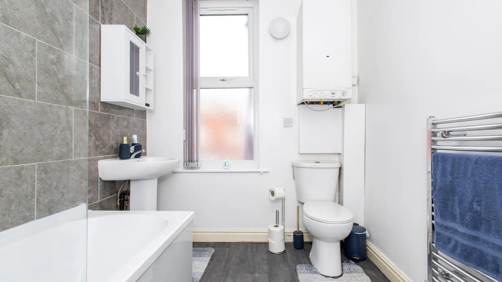 Casa vacanze Cozy Home, Sleeps 4,Only 7Mins From Centre, Parking, Wifi & Netflix Leeds